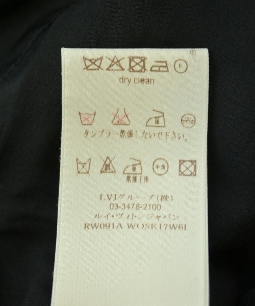 LOUIS VUITTON กระโปรงยาวถึงเข่า