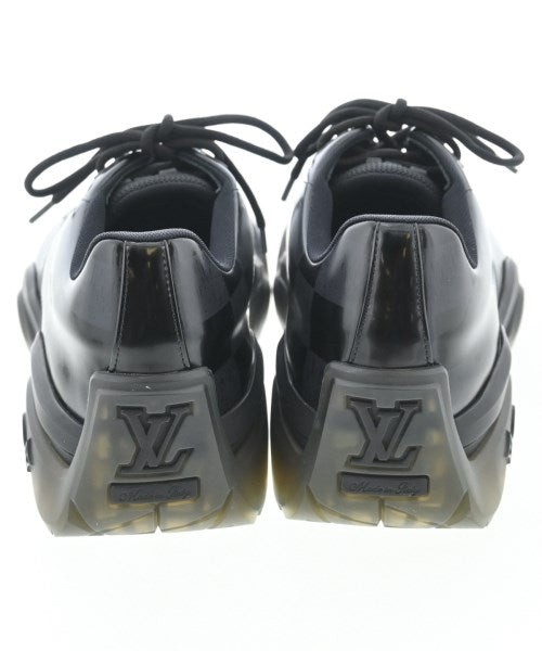 LOUIS VUITTON รองเท้าผ้าใบ