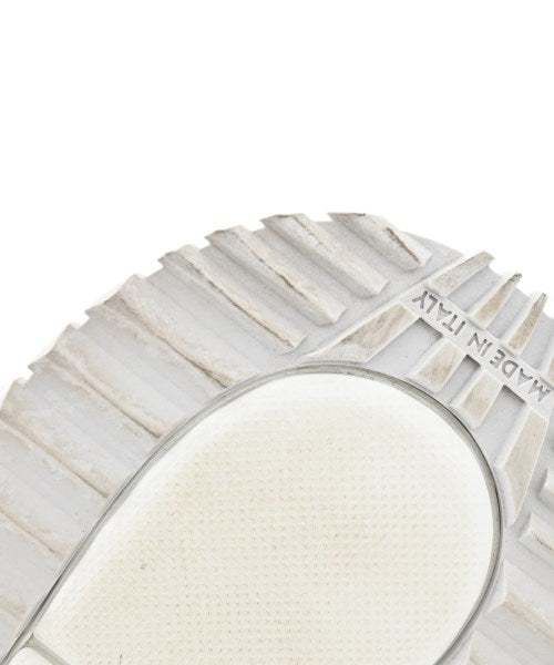 LOUIS VUITTON รองเท้าผ้าใบ