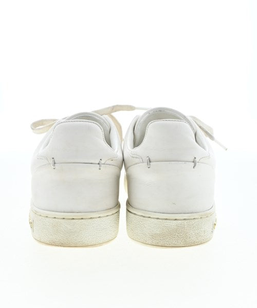 LOUIS VUITTON รองเท้าผ้าใบ