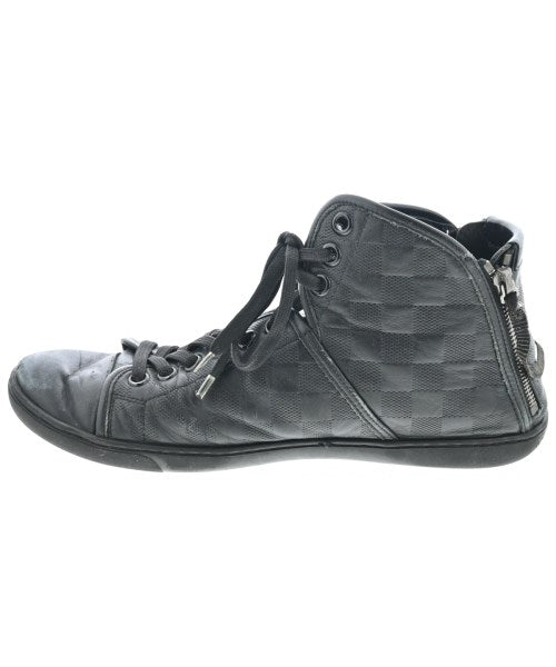 LOUIS VUITTON รองเท้าผ้าใบ