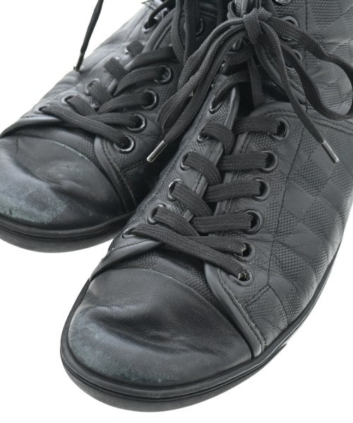 LOUIS VUITTON รองเท้าผ้าใบ