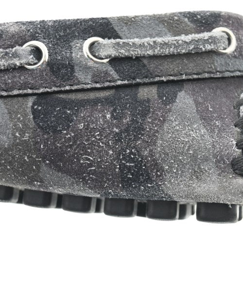 LOUIS VUITTON รองเท้าผ้าใบ