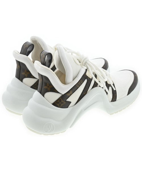 LOUIS VUITTON รองเท้าผ้าใบ