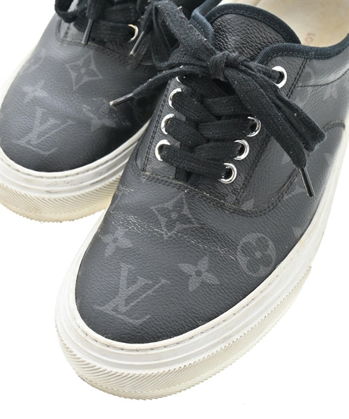 LOUIS VUITTON รองเท้าผ้าใบ