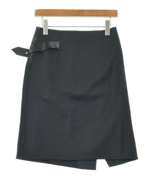 LOUIS VUITTON กระโปรงยาวถึงเข่า