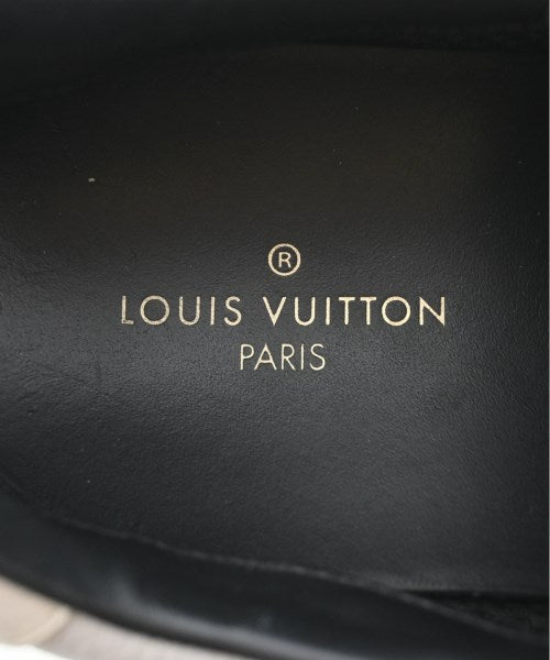 LOUIS VUITTON รองเท้าผ้าใบ