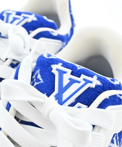 LOUIS VUITTON รองเท้าผ้าใบ