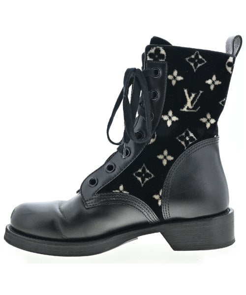 LOUIS VUITTON รองเท้าบูท