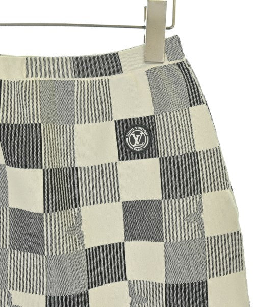 LOUIS VUITTON กระโปรงยาวถึงเข่า