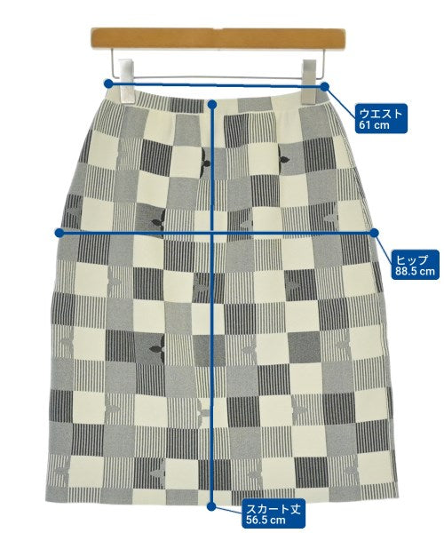 LOUIS VUITTON กระโปรงยาวถึงเข่า