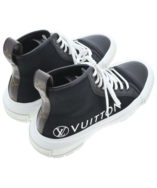 LOUIS VUITTON รองเท้าผ้าใบ