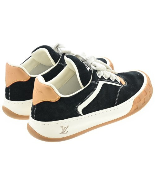 LOUIS VUITTON รองเท้าผ้าใบ
