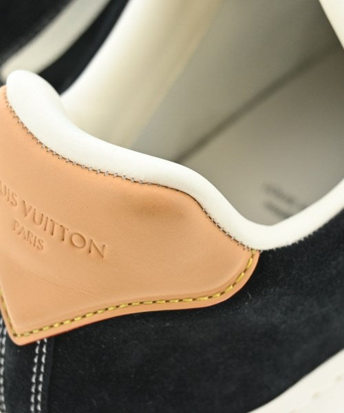 LOUIS VUITTON รองเท้าผ้าใบ