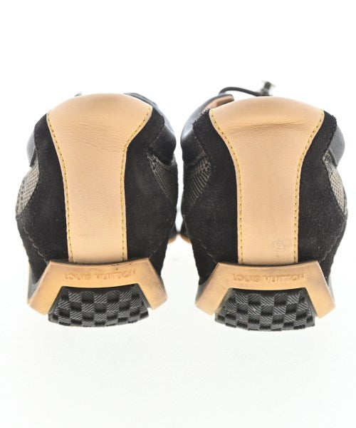 LOUIS VUITTON รองเท้าผ้าใบ