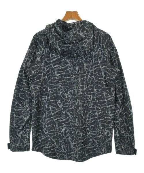 LOUIS VUITTON เสื้อพาร์กาภูเขา