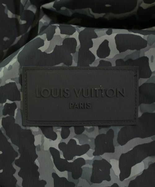 LOUIS VUITTON เสื้อพาร์กาภูเขา