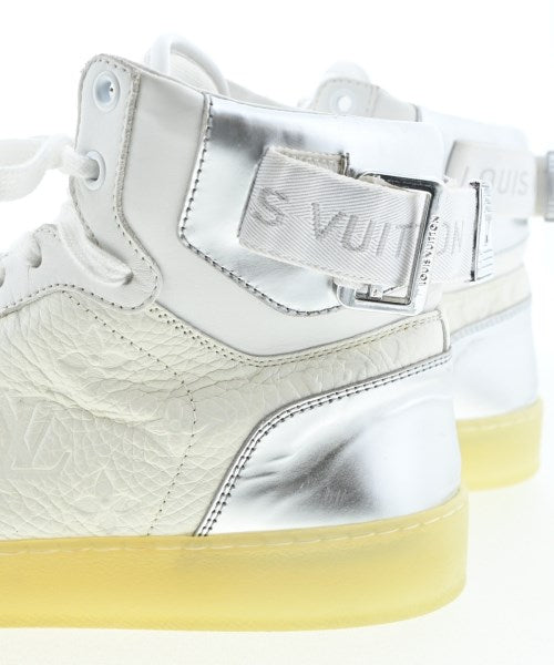 LOUIS VUITTON รองเท้าผ้าใบ
