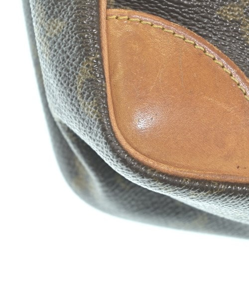 LOUIS VUITTON กระเป๋าสะพาย