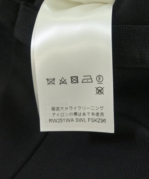 LOUIS VUITTON กระโปรงสั้น