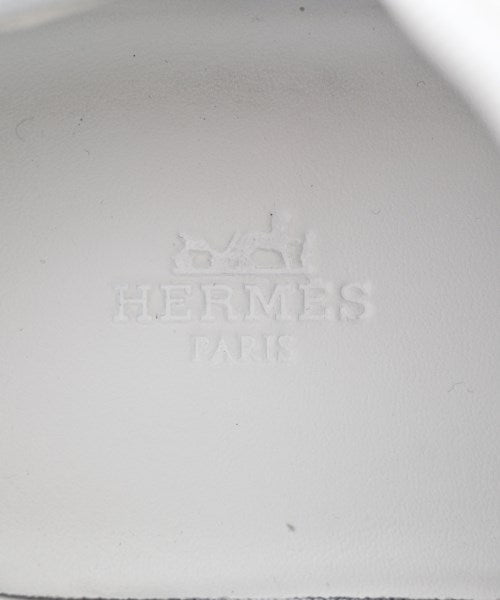 HERMES รองเท้าผ้าใบ