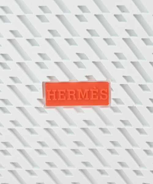 HERMES รองเท้าผ้าใบ