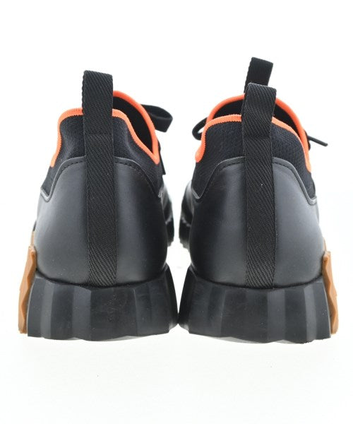 HERMES รองเท้าผ้าใบ