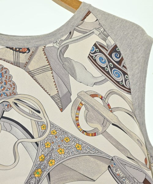 HERMES เสื้อแขนกุด