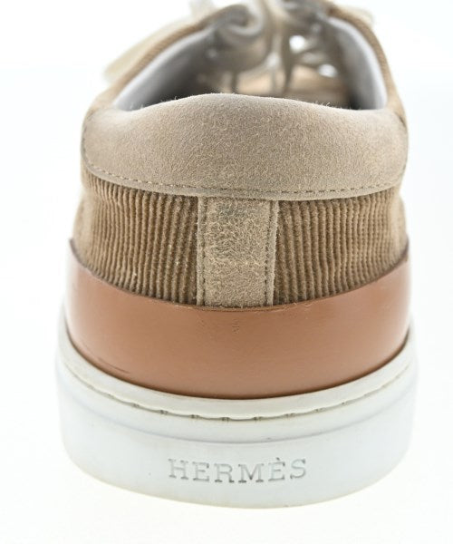 HERMES รองเท้าผ้าใบ