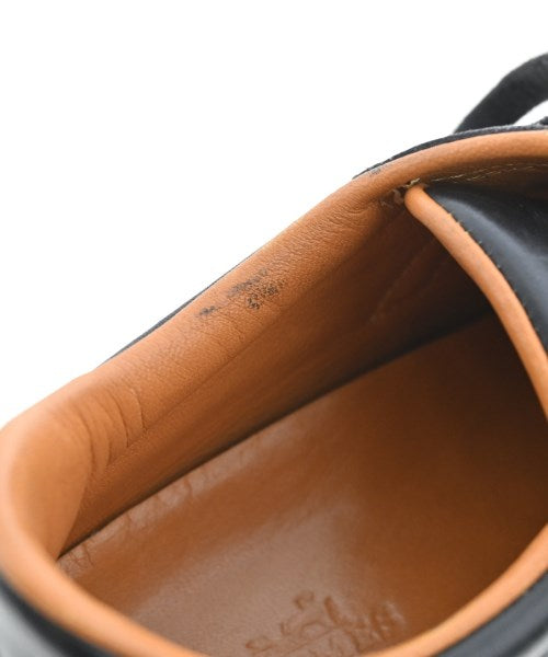 HERMES รองเท้าผ้าใบ