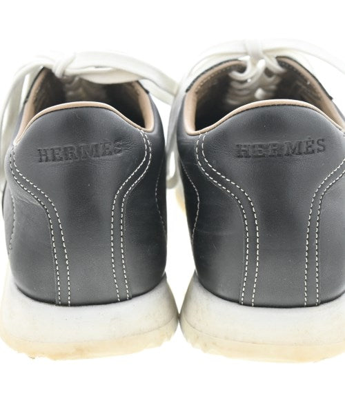HERMES รองเท้าผ้าใบ