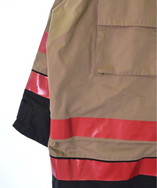 GUCCI เสื้อโค้ท อื่น