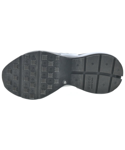 GUCCI รองเท้าผ้าใบ