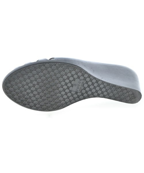 GUCCI รองเท้าส้นสูง