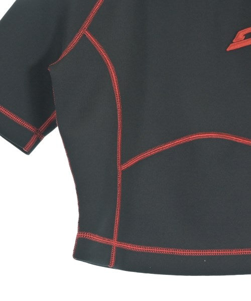 GUCCI เสื้อยืด/เสื้อท็อปส์