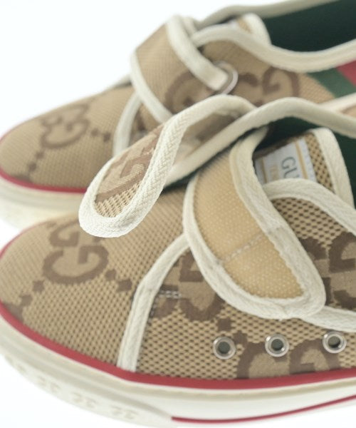 GUCCI รองเท้าผ้าใบ