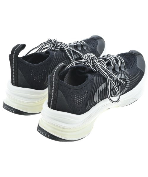GUCCI รองเท้าผ้าใบ