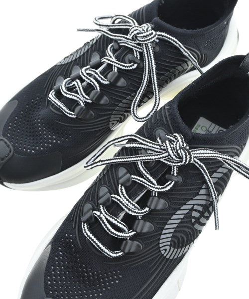 GUCCI รองเท้าผ้าใบ