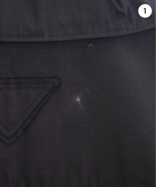 PRADA เสื้อลำลอง