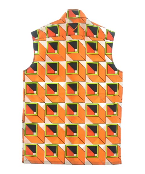 PRADA เสื้อลำลอง
