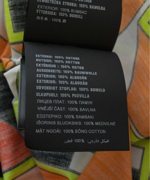 PRADA เสื้อลำลอง