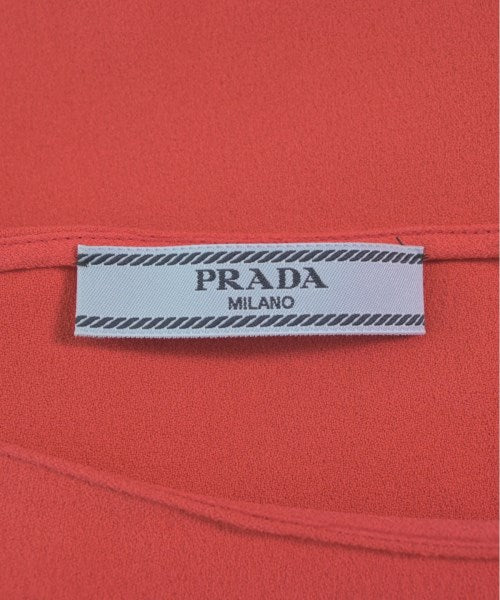 PRADA เสื้อสตรี