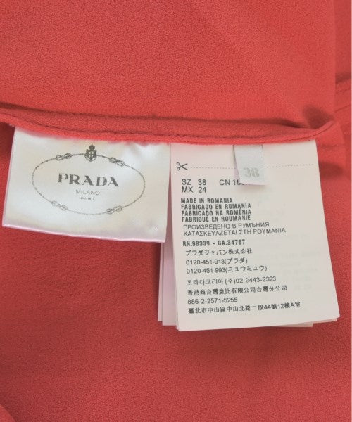 PRADA เสื้อสตรี