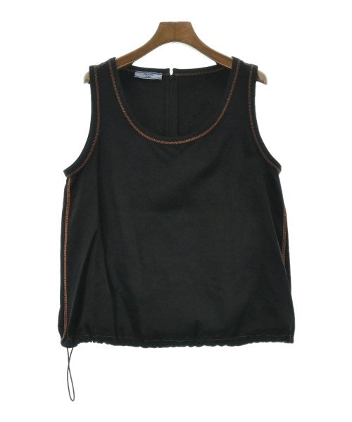 PRADA เสื้อสตรี