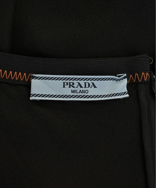 PRADA เสื้อสตรี