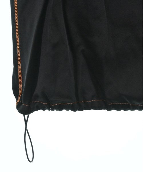 PRADA เสื้อสตรี