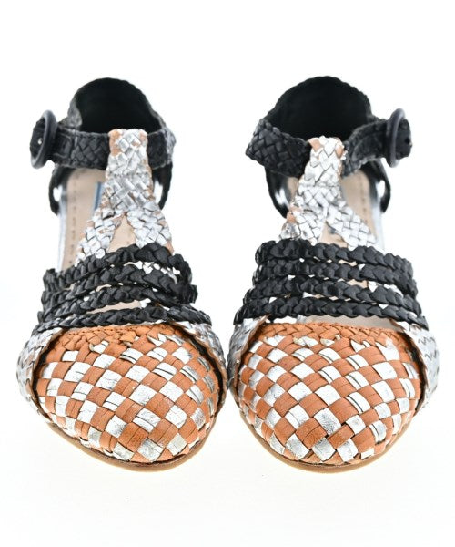 PRADA รองเท้าส้นสูง