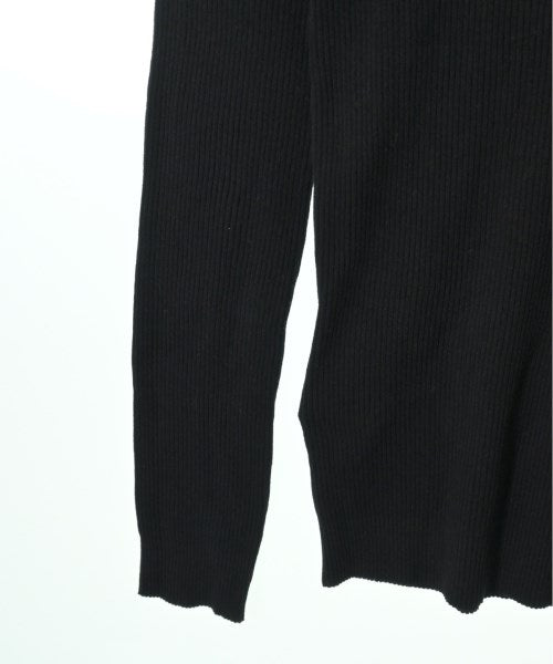 PRADA เสื้อกันหนาว