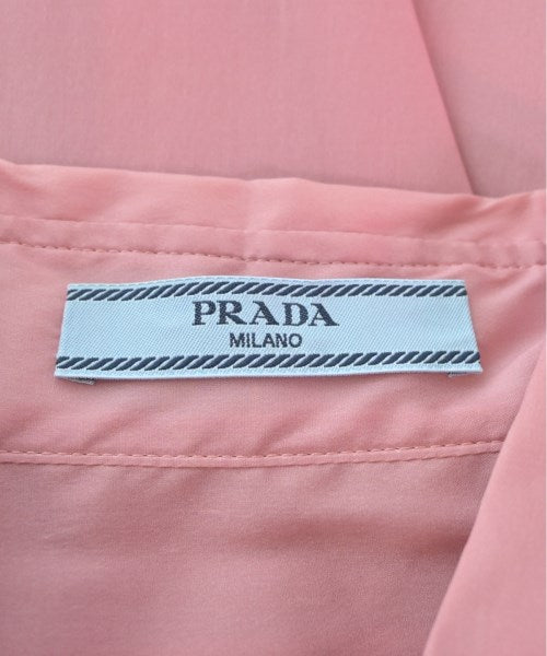 PRADA เสื้อสตรี
