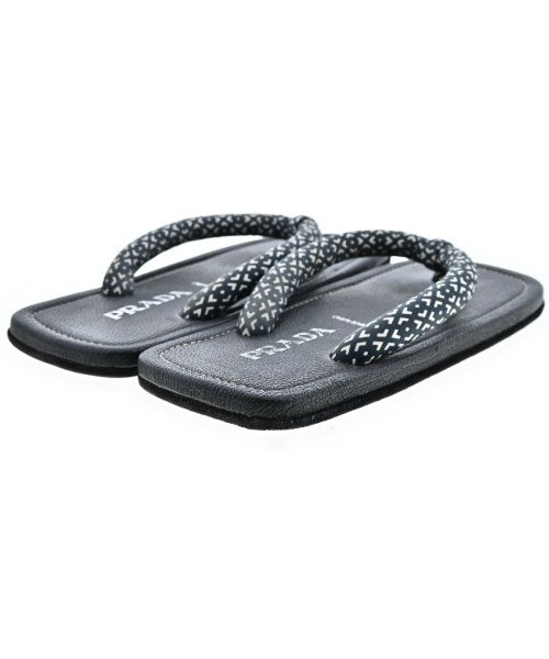 PRADA รองเท้าแตะ